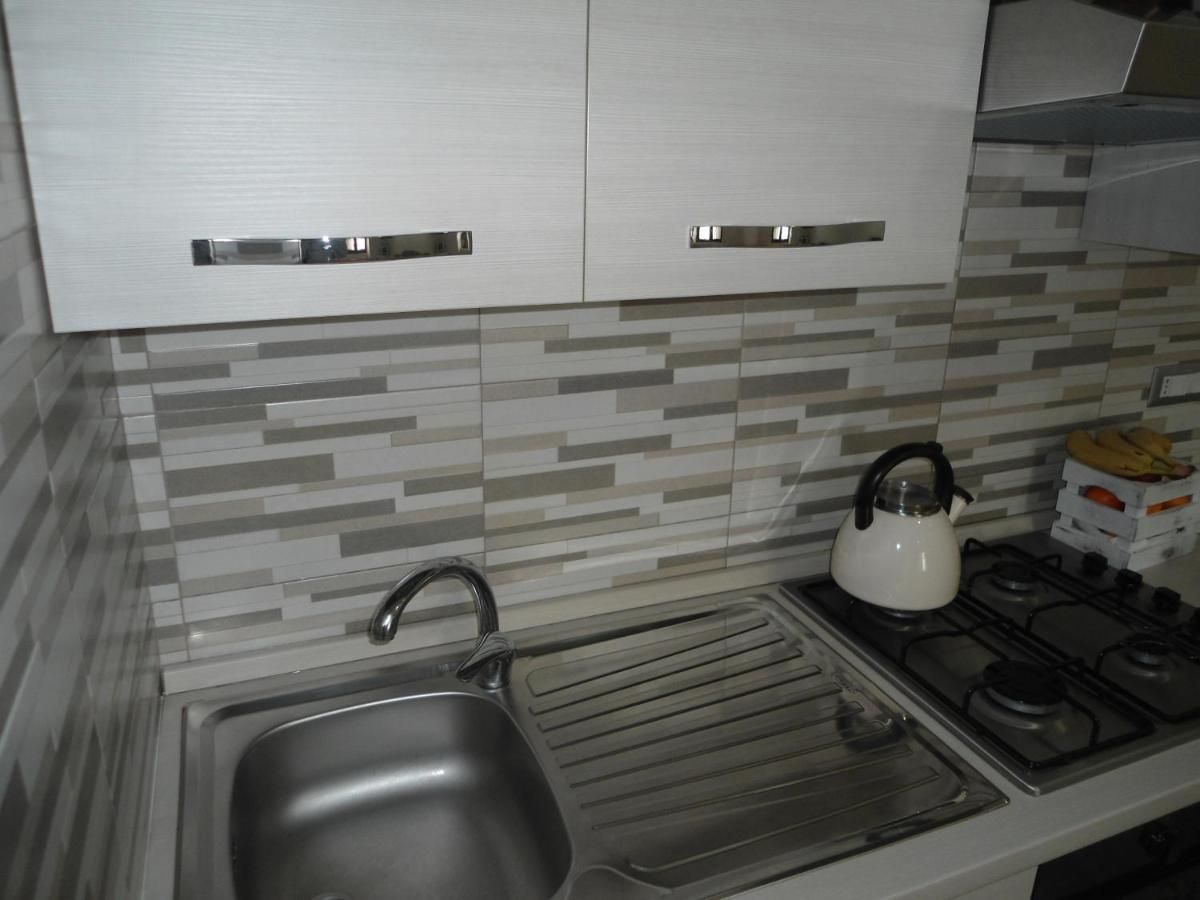 H.Ave Bed & Breakfast ปอมเปอี ภายนอก รูปภาพ