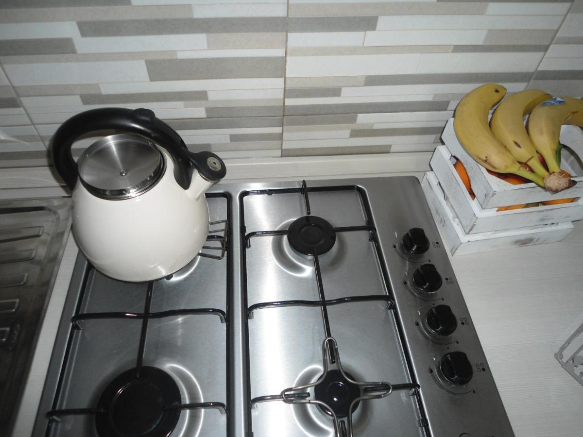 H.Ave Bed & Breakfast ปอมเปอี ภายนอก รูปภาพ