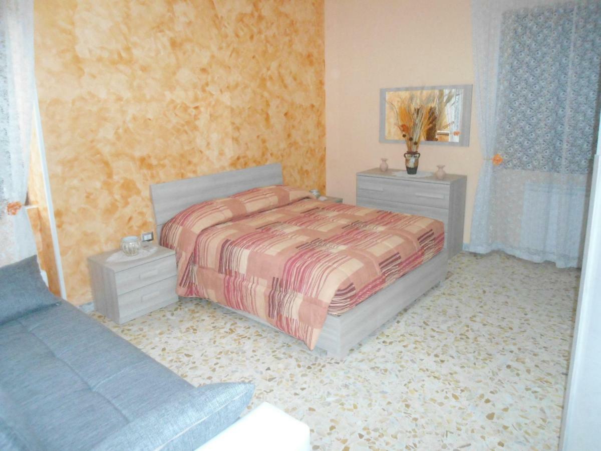 H.Ave Bed & Breakfast ปอมเปอี ภายนอก รูปภาพ