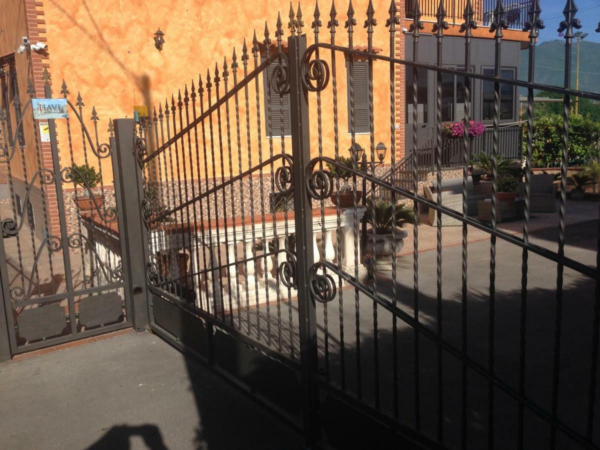 H.Ave Bed & Breakfast ปอมเปอี ภายนอก รูปภาพ
